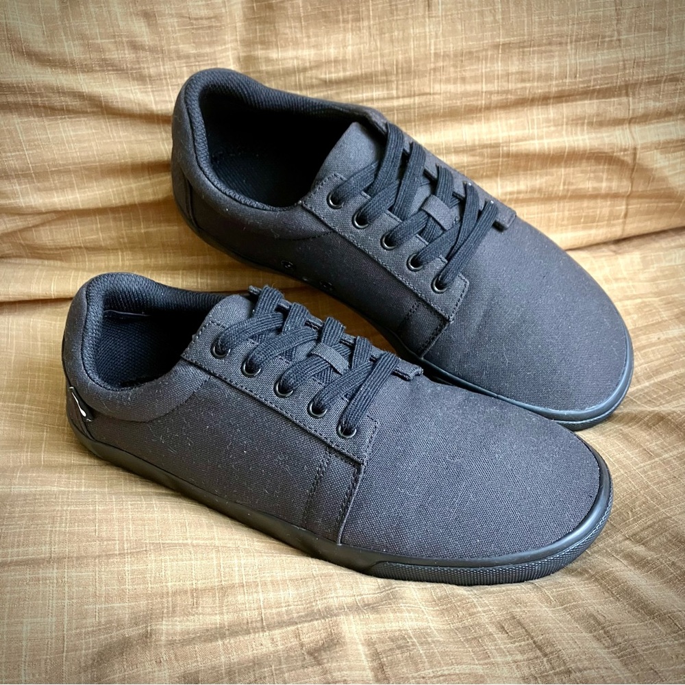 Canvas Barefoot Shoe 10M/11.5W - WEAK